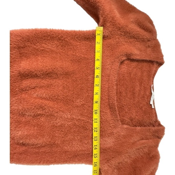 ASTR The Label Soft and Fuzzy Cropped Sweater Terracotta (L) - Picture 9 of 12